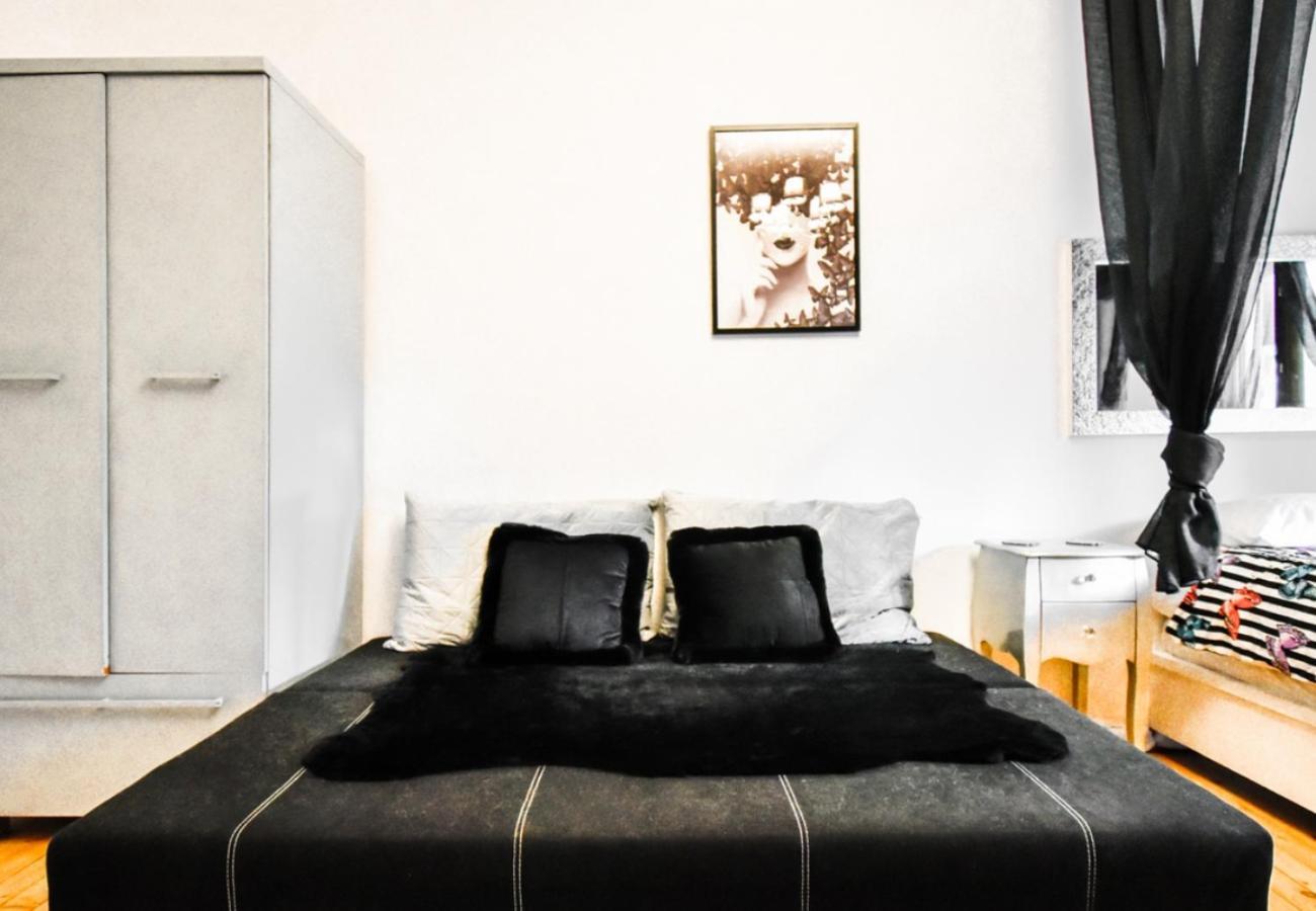 Appartement Dietro L Angolo, 2 Bath à Sofia Extérieur photo